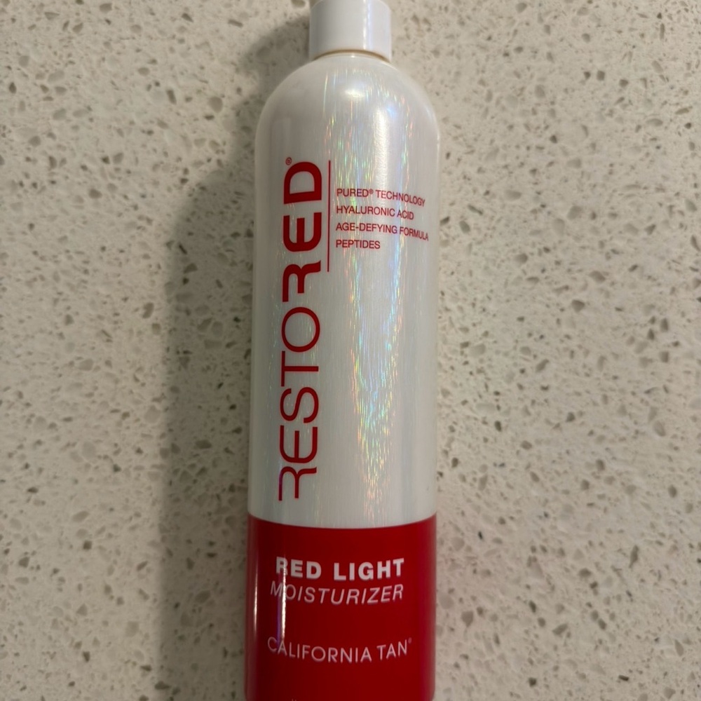 California Tan Restored Red Light Moisturizer